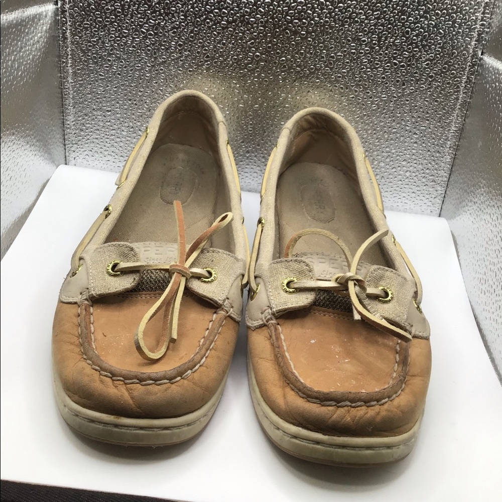 Sperry Boat Shoes in Size 9M